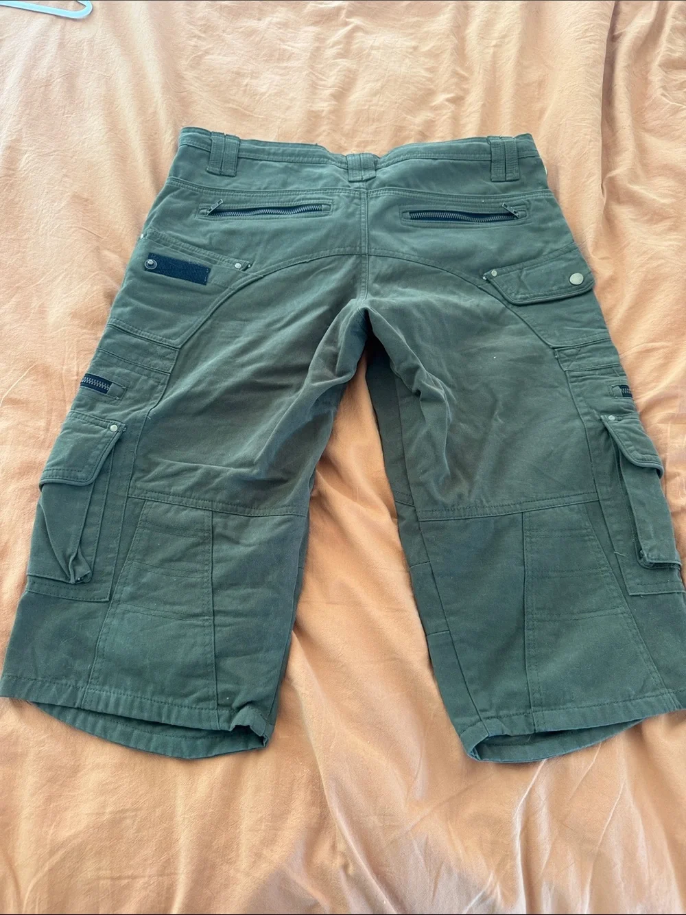 Men's Green Cargo Shorts with Embroidered Flower of Life Sacred Geometry Patch L